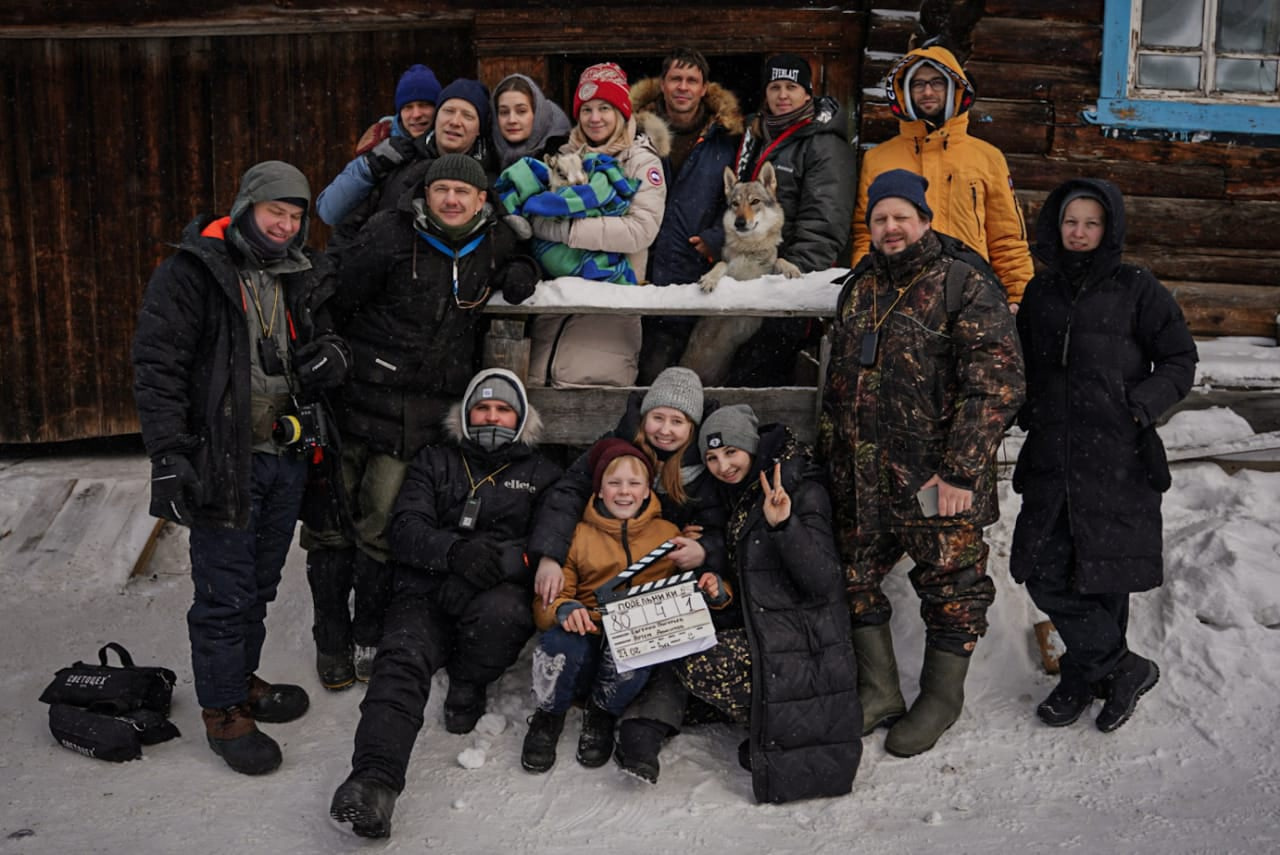 Подельники фильм 2022. Подельники фильм 2021 деревянко. Юра борисов подельники. Подельники фильм. Евгений григорьев режиссер подельники.