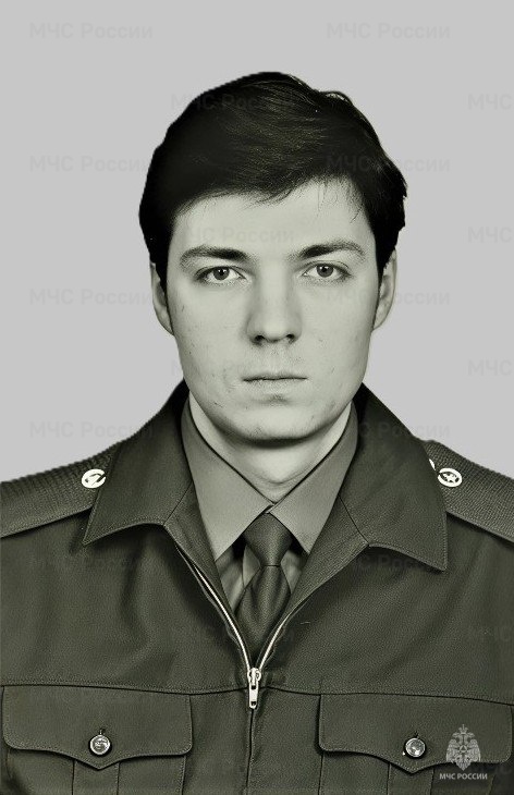 Сегодня Муравленковские пожарные почтили память товарища, погибшего 31 год назад