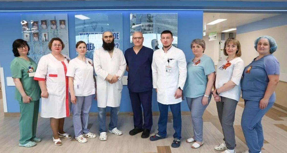 В Нижневартовске врачи спасли женщину с размозженными ногами после страшного ДТП