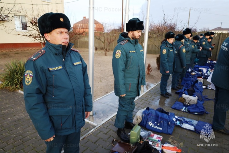 В Главном управлении МЧС России по Херсонской области состоялся строевой смотр