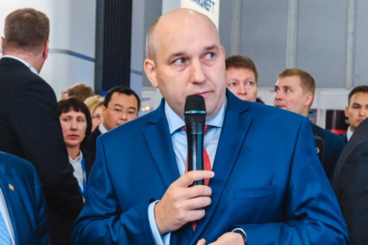 За последние пять лет это вторая смена руководителя на нижнекамском предприятии «ТАИФ-НК», которое является основным в структуре самого ТАИФа. Напомним, 1 октября 2020 года эту должность покинул Рушан Шамгунов