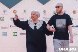 Крючкова с сыном Александром