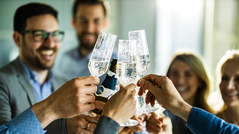 Депутат Бессараб высказалась против запрета корпоративов в России