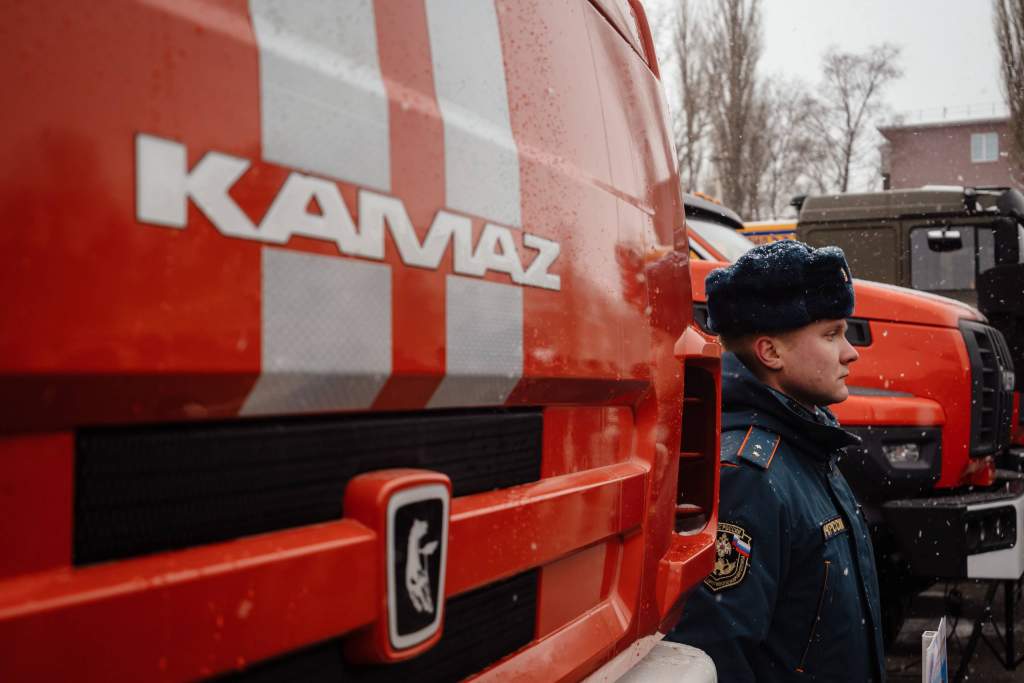 Курские спасатели получили 26 единиц современной техники