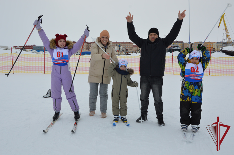 Росгвардейцы на Чукотке приняли участие в спортивном мероприятии «Лыжня России - 2024» 