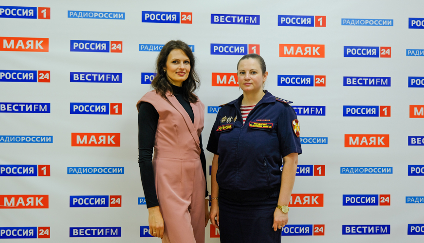 Начальник пресс-службы Управления Росгвардии по Республике Марий Эл поздравила коллектив ГТРК «Марий Эл» с 65-летием телеканала 