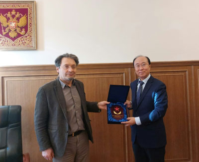 Директор ИВ РАН провёл встречу с военным атташе посольства КНР в РФ