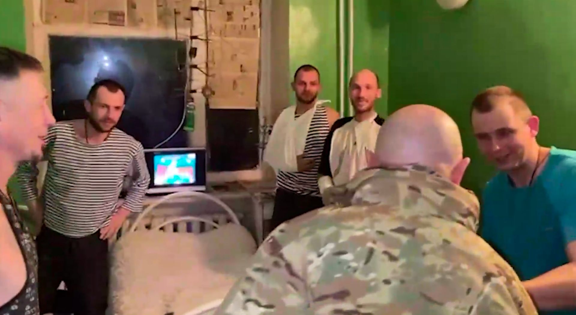 Госпиталя чвк вагнер. Чвк вагнер центр w. Луганск госпиталь чвк вагнер. Вагнер позывной лотос. Реабилитация.