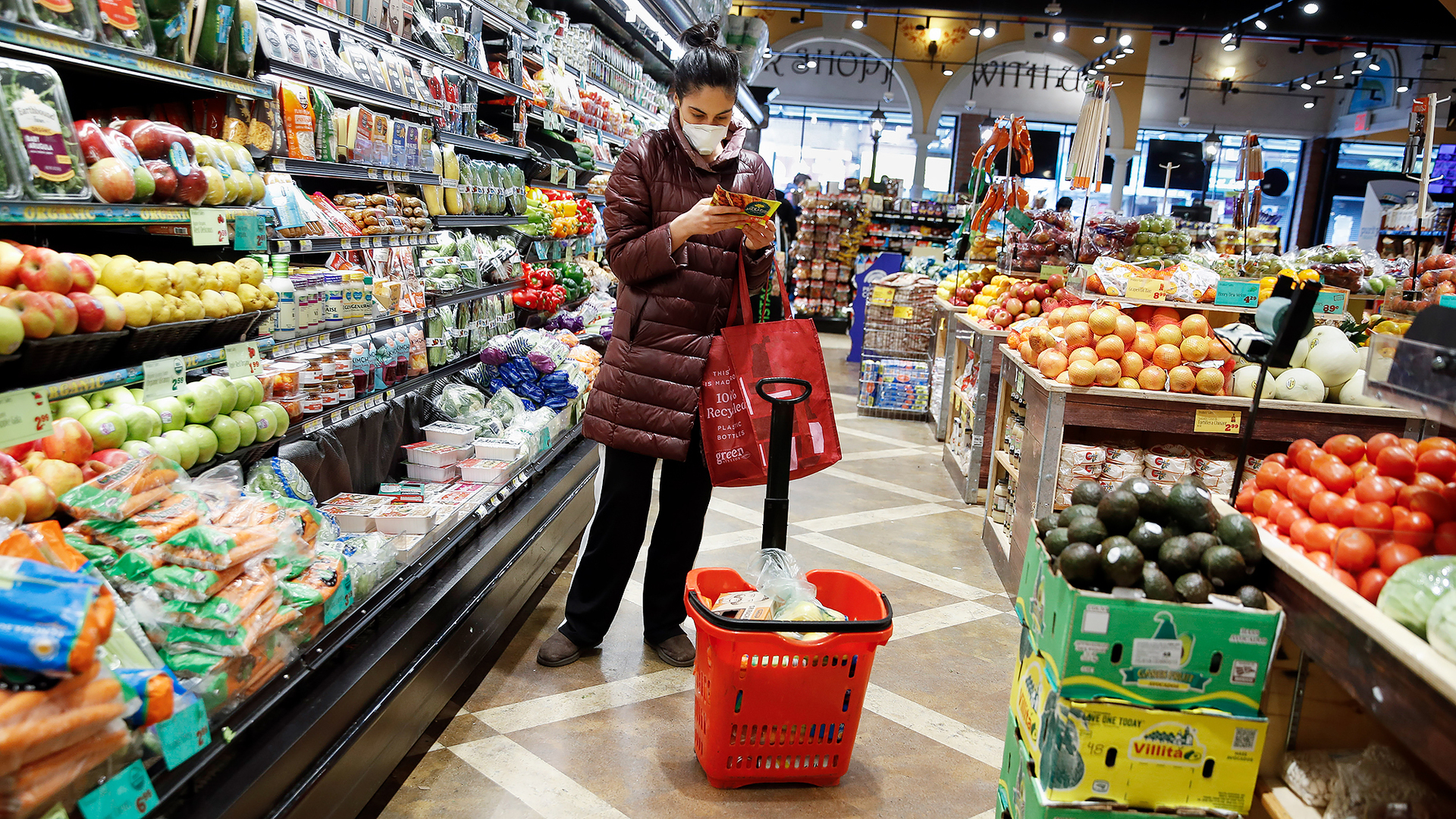 Consumer number. Просроченный товар. Просрочка. Борьба с просроченным товаром фото. Система не позволяющая продавать просрочку
