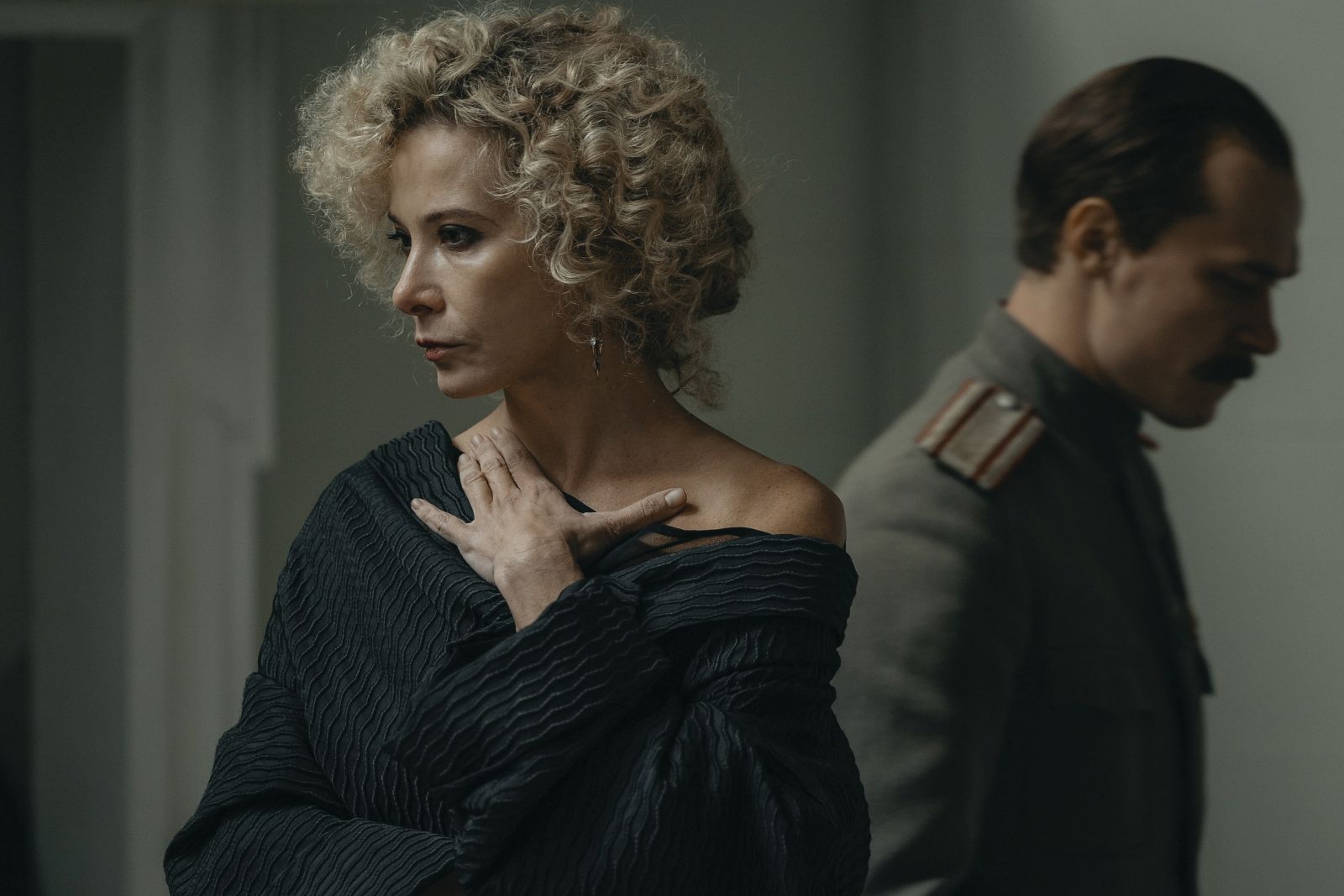 Юра Борисов и Евгений Ткачук познакомят зрителей с «Хрониками русской революции» 10 октября