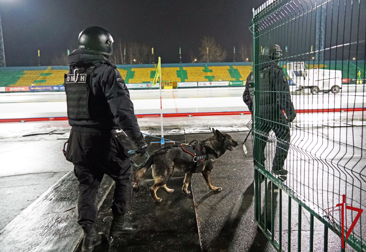 В Архангельске при содействии Росгвардии обеспечена безопасность матча чемпионата России по хоккею с мячом 