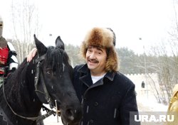 Валерий Комиссаров отмечает день рождения 12 апреля