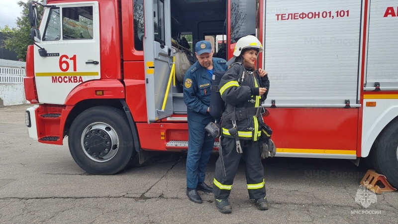 Один день среди огнеборцев