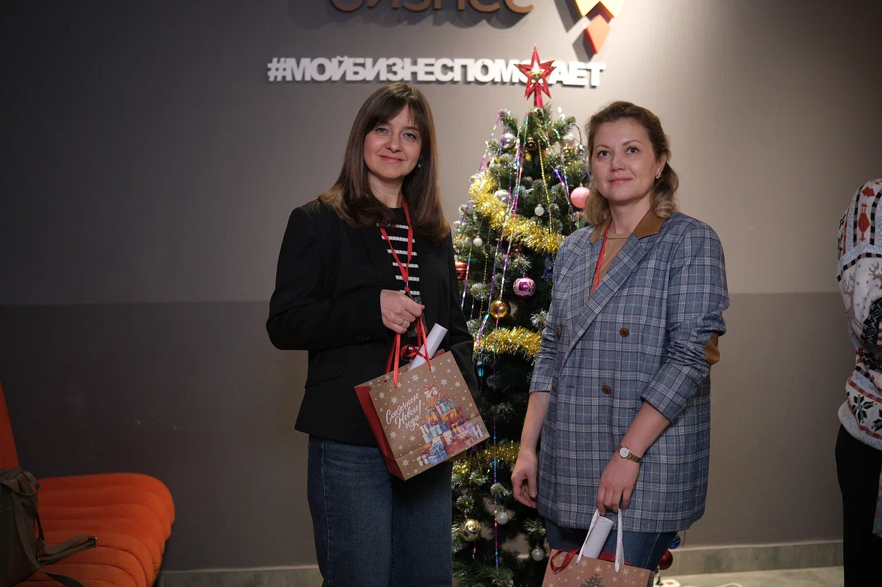 Почти 170 подарков для детей собрали на «Деловом Новом году» от «СиСорт»