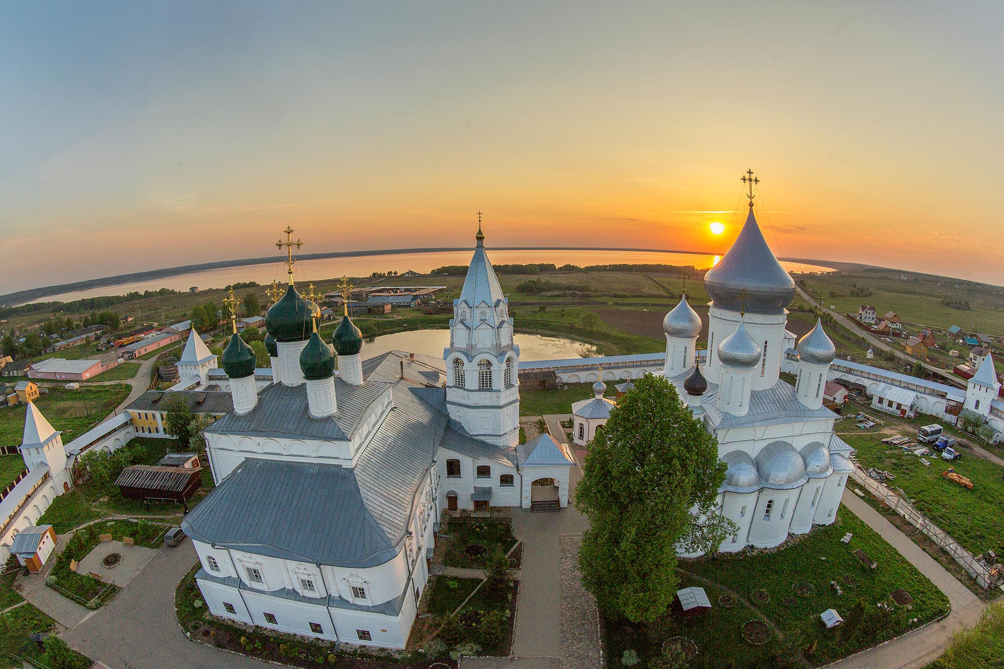 никитский монастырь москва старые