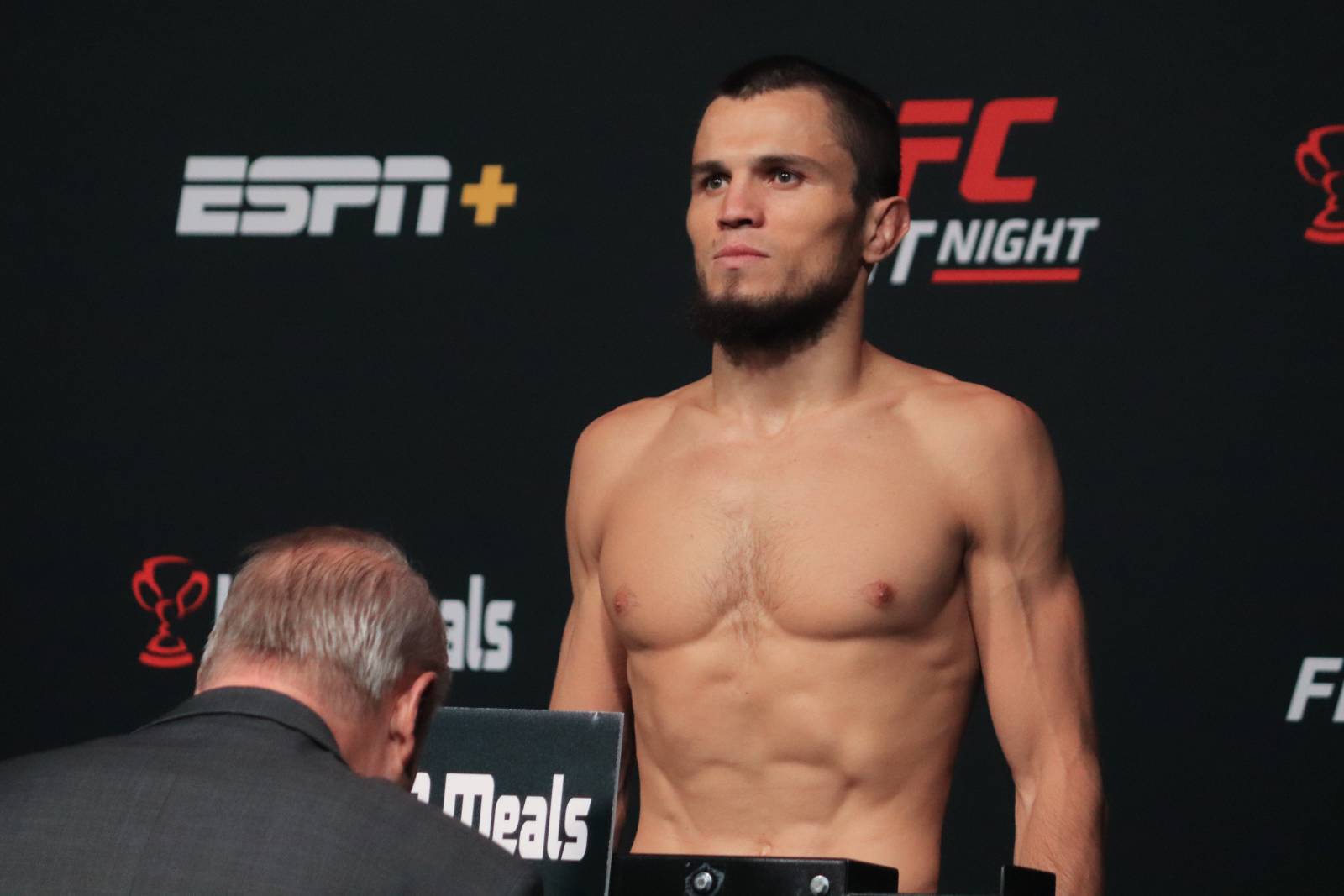 Российский боец дал прогноз на бой Умара Нурмагомедова