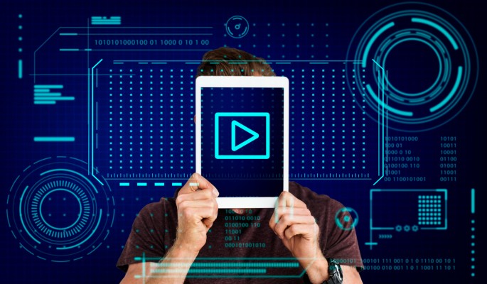 Фейки из нейросетей станут наказуемы: в России готовят штрафы до 5000 рублей за поддельный 