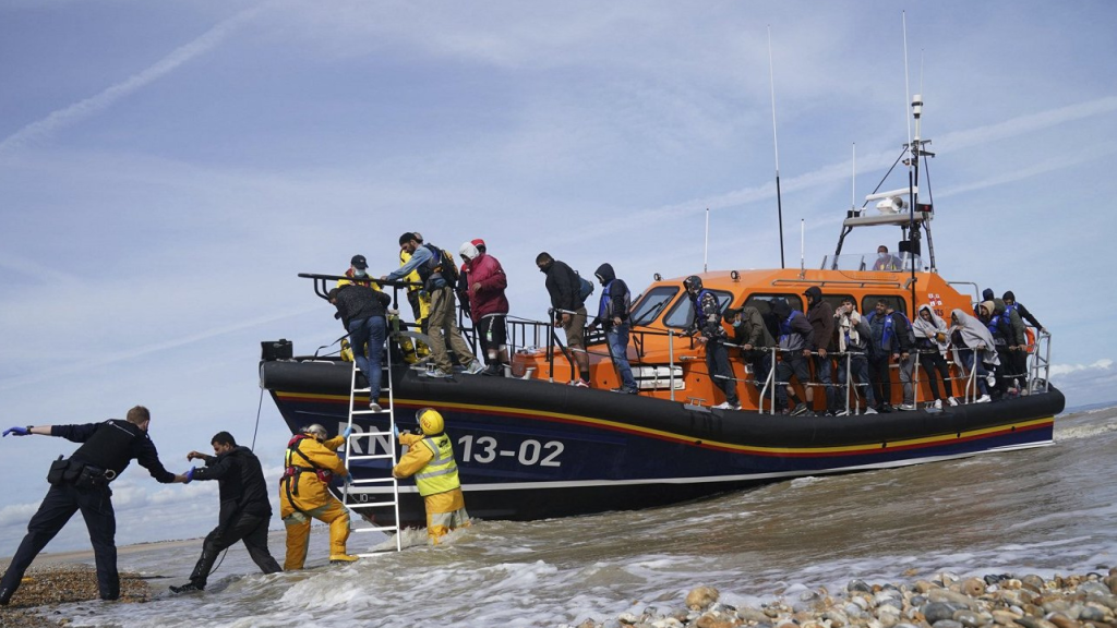 Еврокомиссию призывают усилить борьбу с нелегальной миграцией