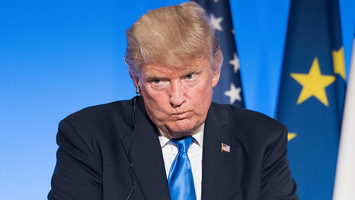 Более 60% немцев воспринимают Трампа как угрозу для Германии