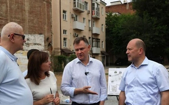 В Ростове вместо «человейника» решили благоустроить новый сквер