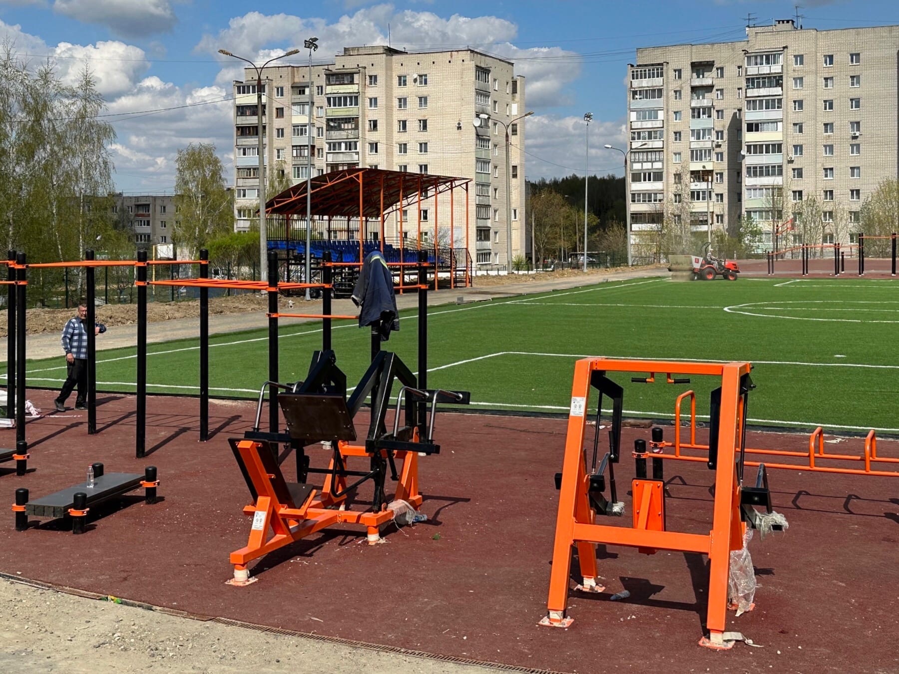 новая школа в загородном парке во владимире