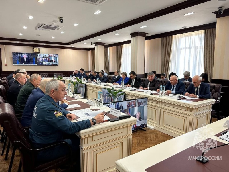 Сергей Меликов провел расширенное заседание Комиссии по предупреждению и ликвидации ЧС