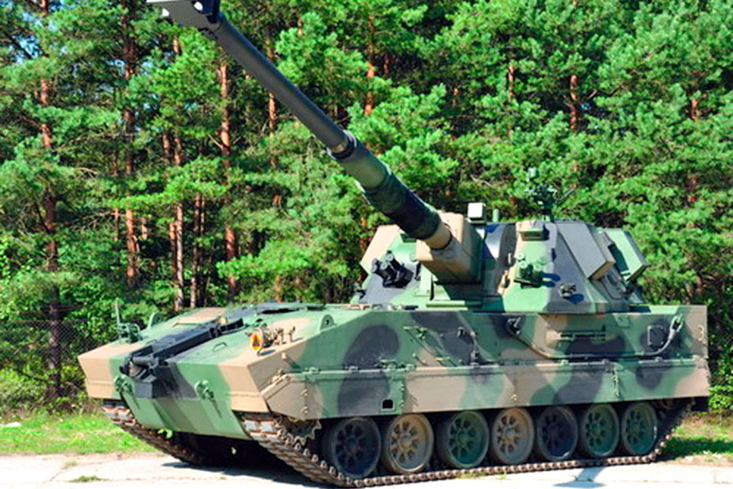 Польская самоходная гаубица краб. Сау krab 155 польша. Польская сау. Сау krab 155 польша. Сау krab 155.