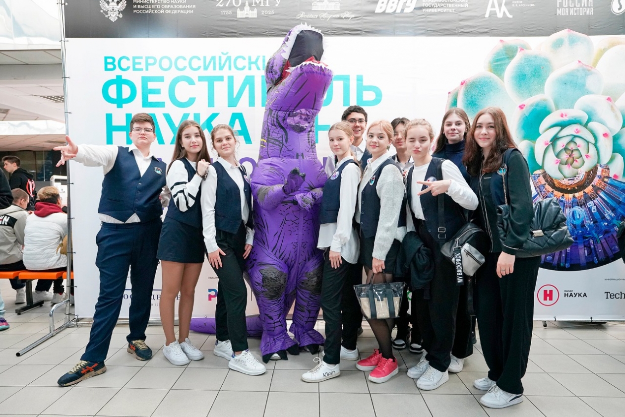 ВВГУ (ВГУЭС) вошел в топ-100 лучших вузов страны по версии hh.ru