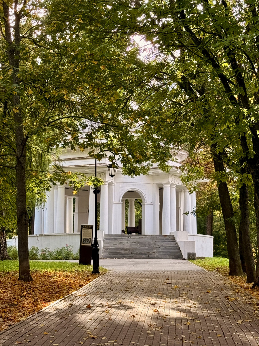 Александровский сад: Центральная ротонда