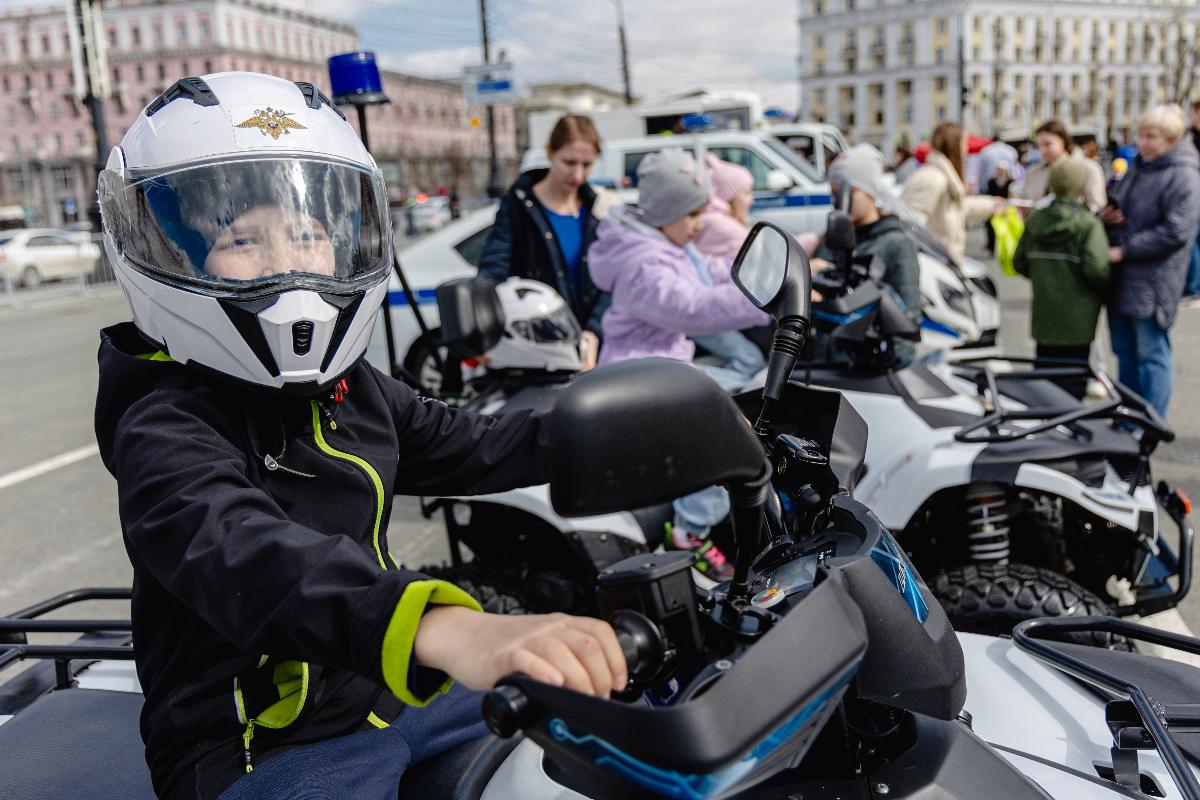 Герои нашего времени: что показали на «Дне защиты людей» в Челябинске