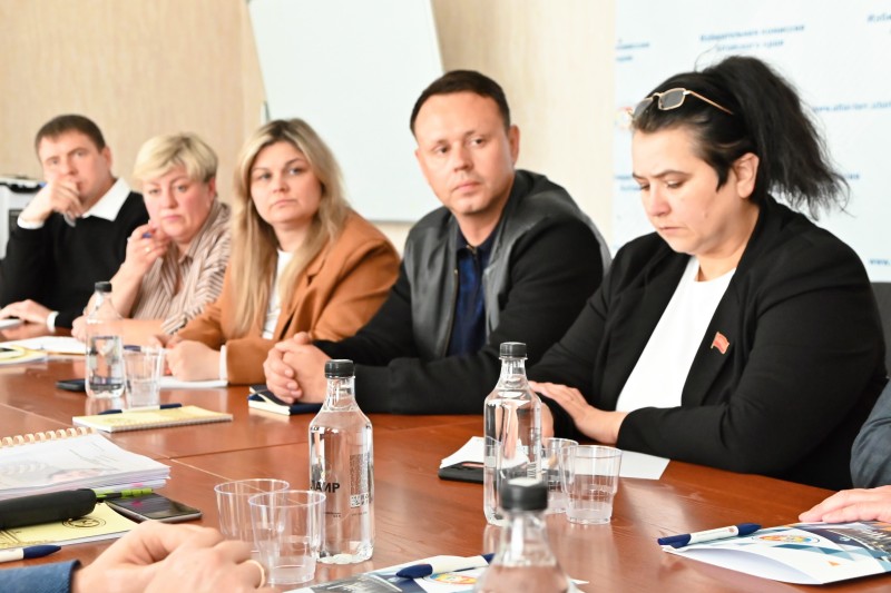 Крайизбирком провёл совещание на тему участия политических партий в избирательном процессе на территории Алтайского края в 2026 году