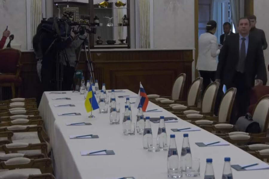 Российско-украинские переговоры. Переговоры 2022. Делегаты на на переговоры украины с россией. Переговоры рф и украины 2022. Переговоры в белоруссии россии и украины мединский.
