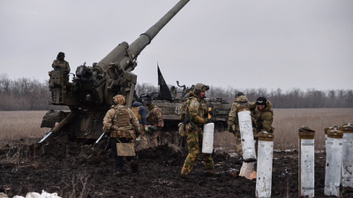 Киев посылал в Бахмут необученных мобилизованных, чтобы сберечь силы для контрнаступа - WSJ