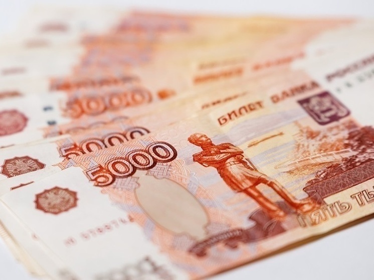 Более 4 млн рублей лишились жители Псковской области из-за мошенников