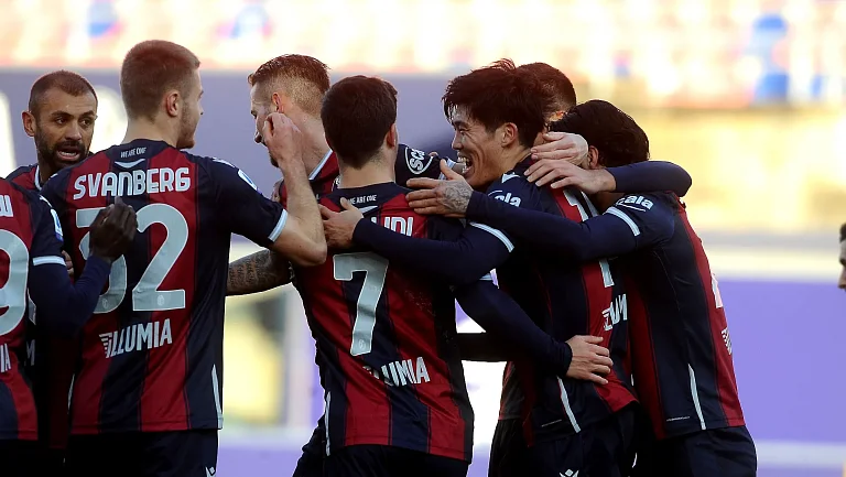 Травмы вынудили Томиясу покинуть «Арсенал»