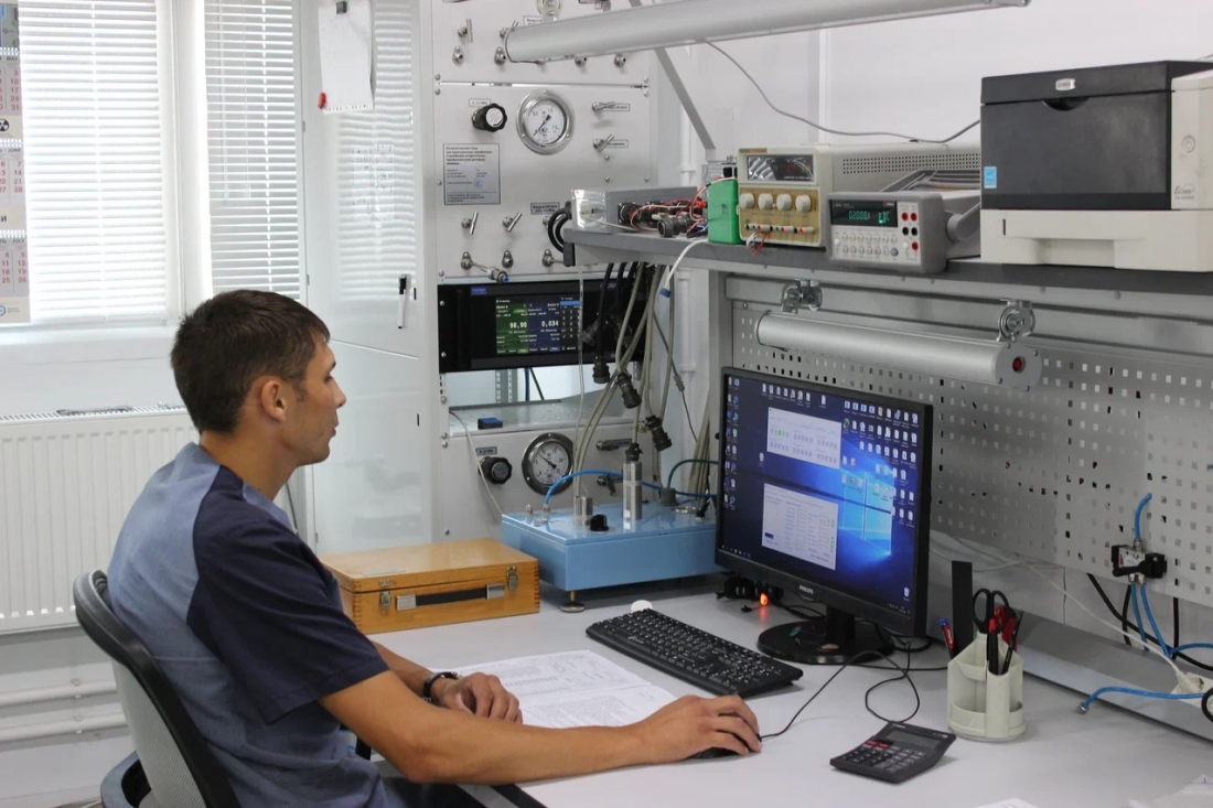 Автоматизированная система управления производством (асу п). Системы управления асу тп. Арм оператора scada. Автоматизированные системы асу. Компьютеры асу.