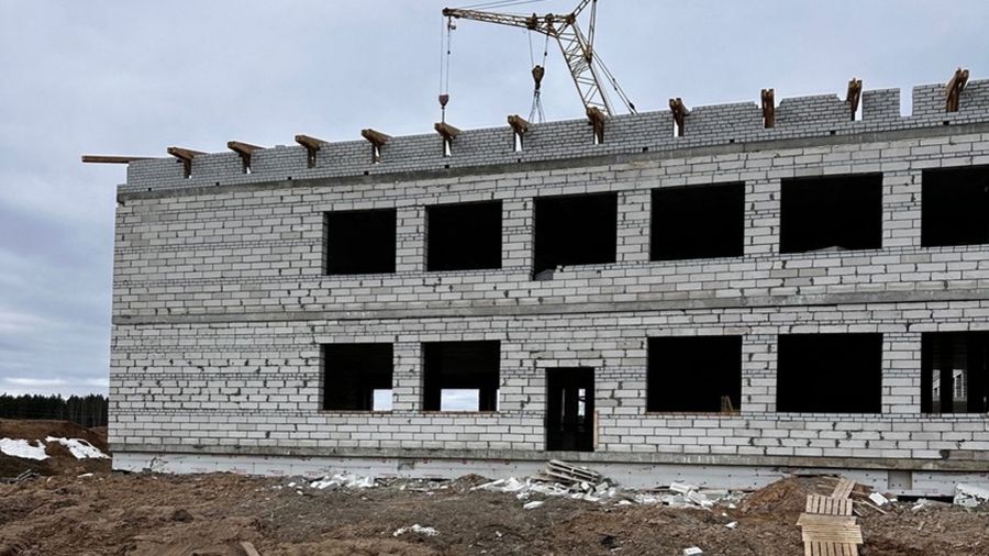 Строительство школы в Заволжье Ярославского района рассчитывают завершить к концу года