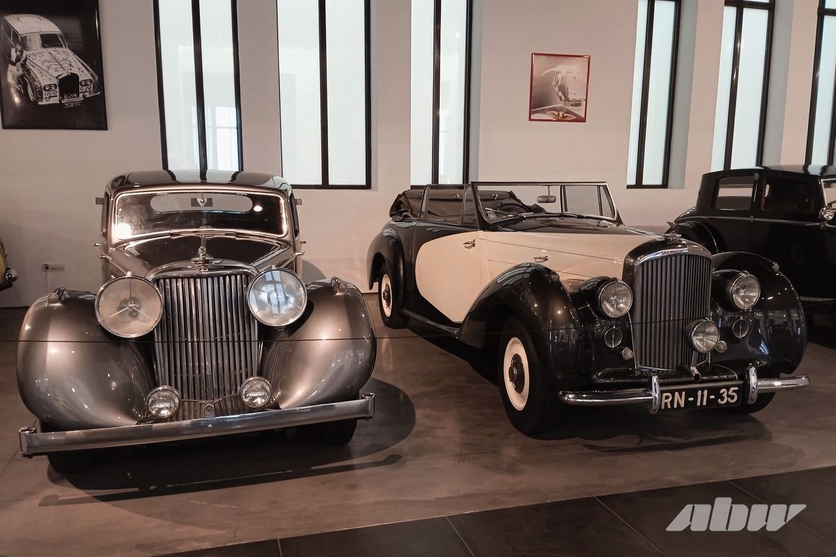 Стиль, мода и ретроавтомобили музея в испанской Малаге: часть вторая