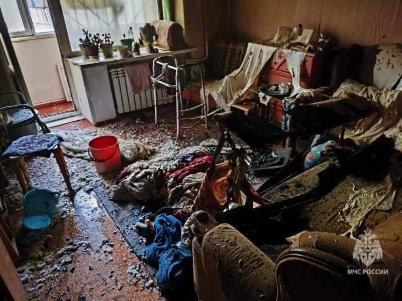 Сегодня около семи часов утра поступило сообщение о пожаре в многоквартирном жилом доме в г. Тюмени на улице Авторемонтной.