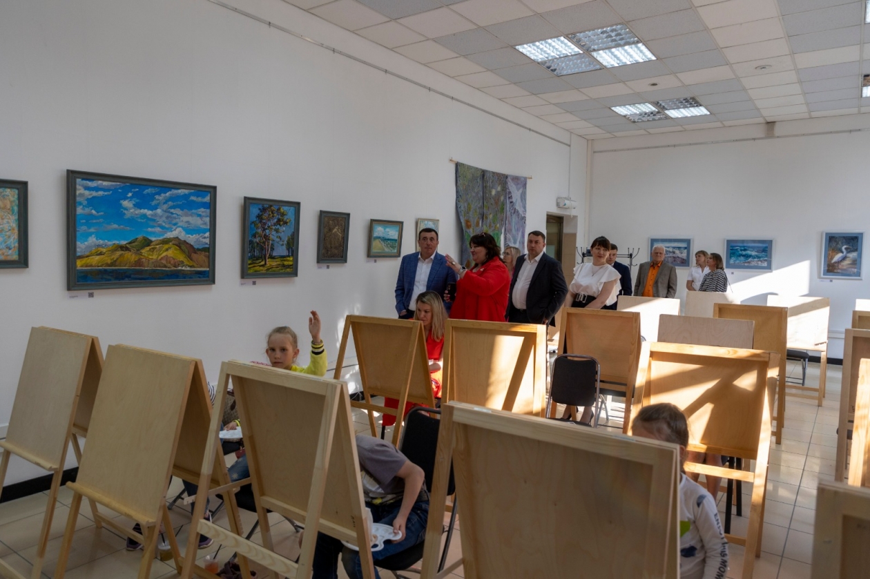 Аукционы картин современного искусства