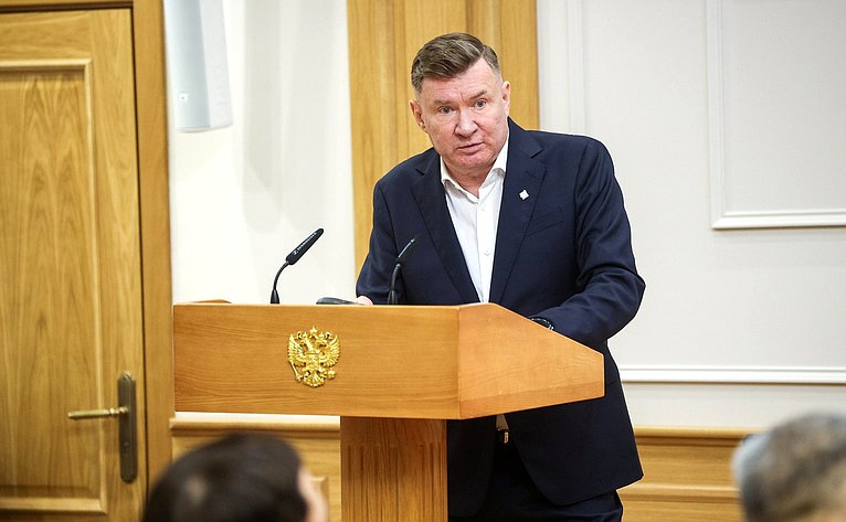 Заседание Совета по вопросам развития Дальнего Востока, Арктики и Антарктики на тему «Правовое регулирование вопросов обращения с отходами производства и потребления в населенных пунктах Арктики»