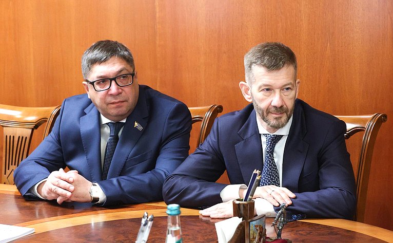 Валентина Матвиенко провела встречу с губернатором Чукотского автономного округа Владиславом Кузнецовым