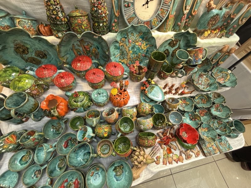 Туристы едут в Екатеринбург в том числе и за сувенирами