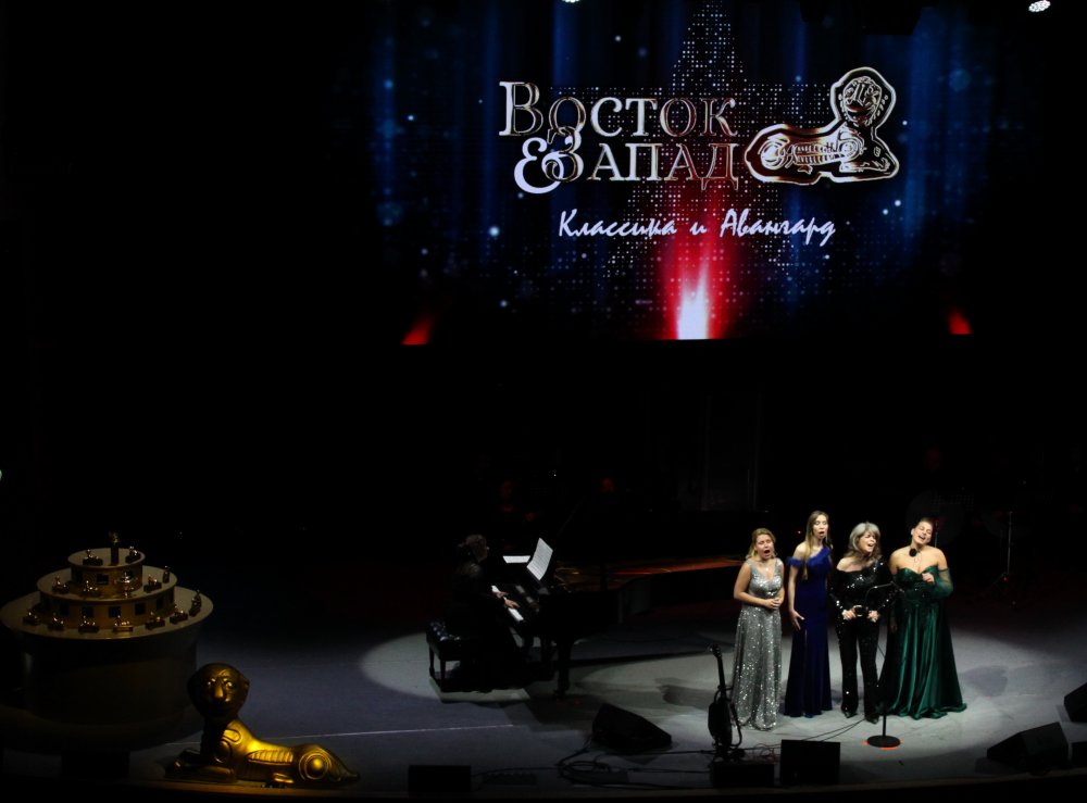 Открытие оренбургского кинофестиваля. Фото 1743.ru