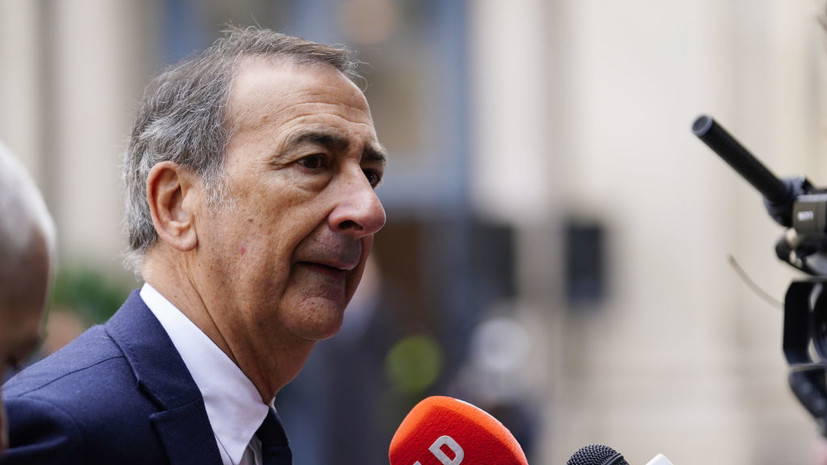 Генконсул России в Милане выразил мэру разочарование из-за выставки «Азова»