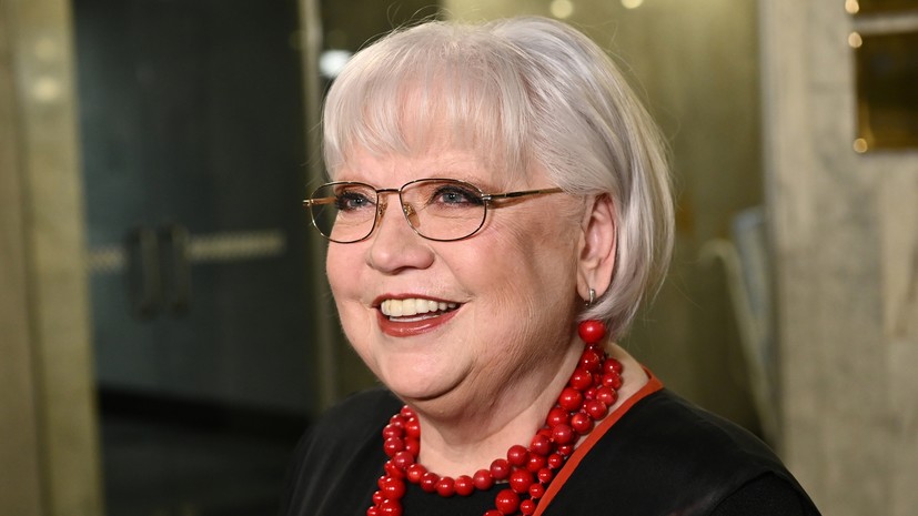 «Если бы я опять стала молодой, я бы заботилась о своём здоровье с утра до ночи»: Светлане Крючковой — 75 лет