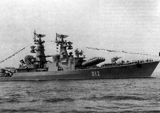 Ракетный крейсер "Варяг" проекта 58
