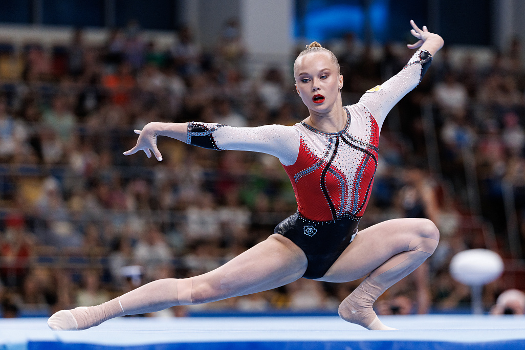 С легкостью и вдохновением. Российские гимнасты снова выступят на чемпионате мира | ФОТО Сергея Елагина/Бизнес Online/ТАСС