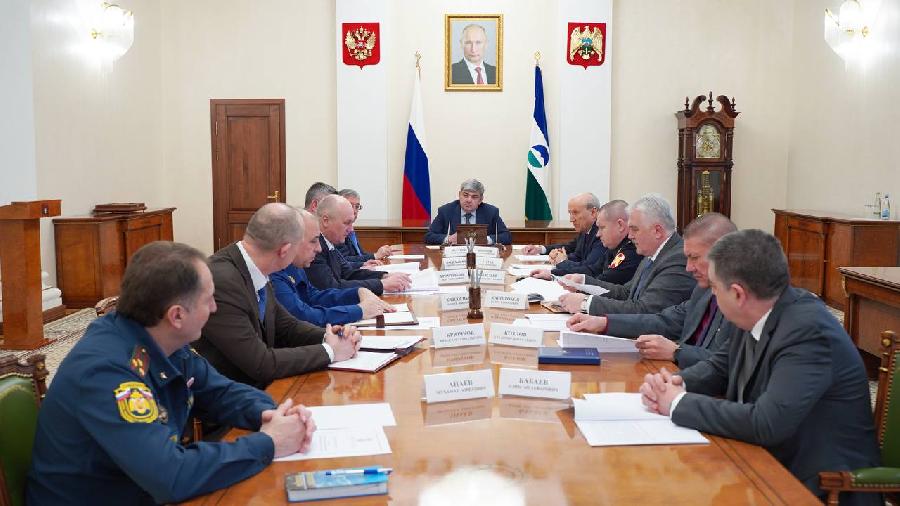 Глава КБР Казбек Коков провел заседание Антитеррористической комиссии в КБР