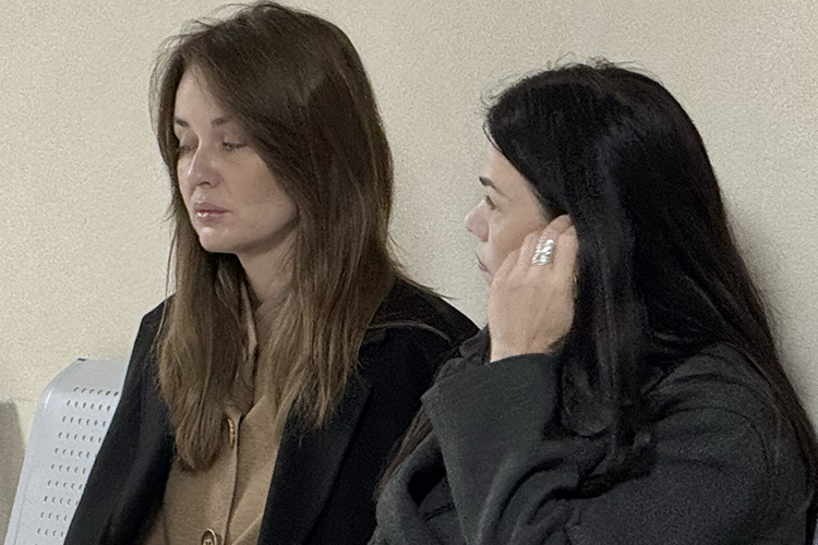 Ирина Шевырева со своим адвокатом